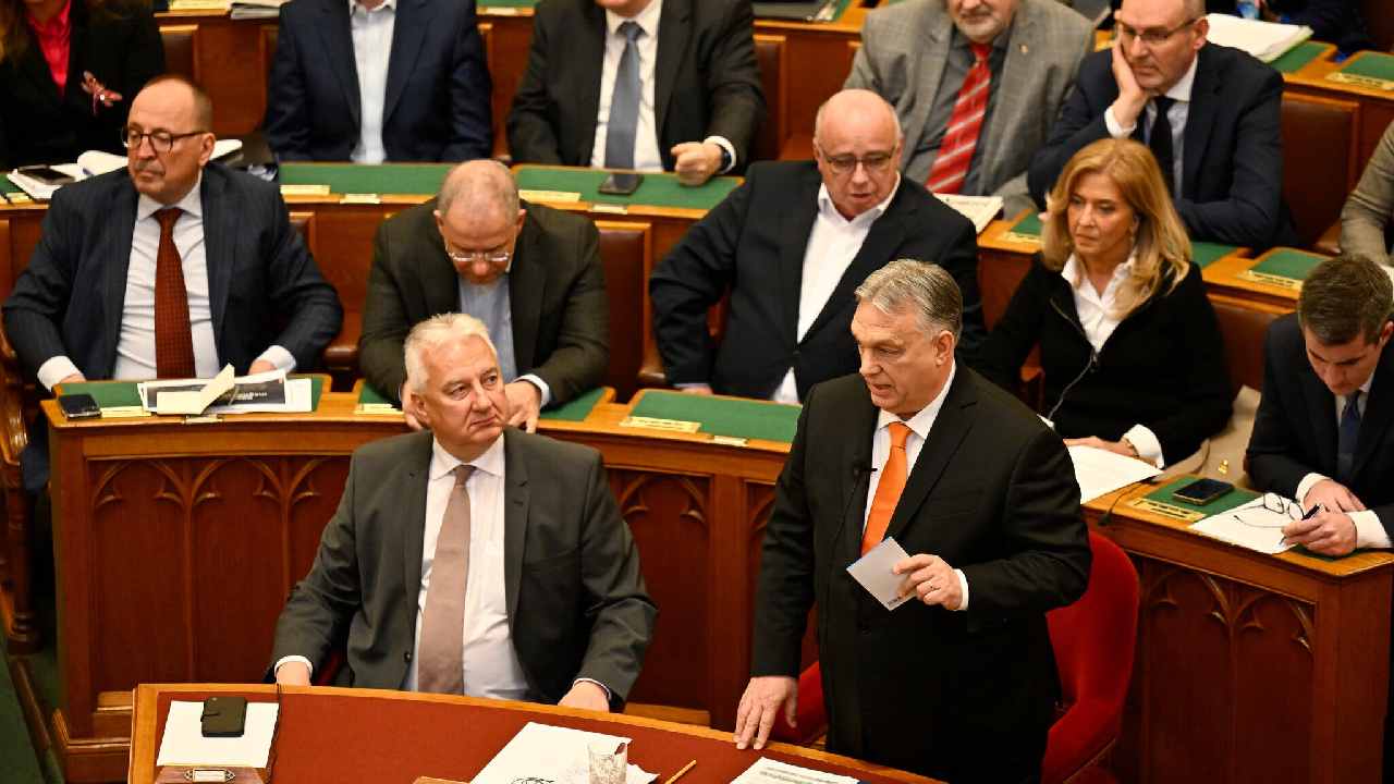 Hungary Approves Sweden's NATO Bid